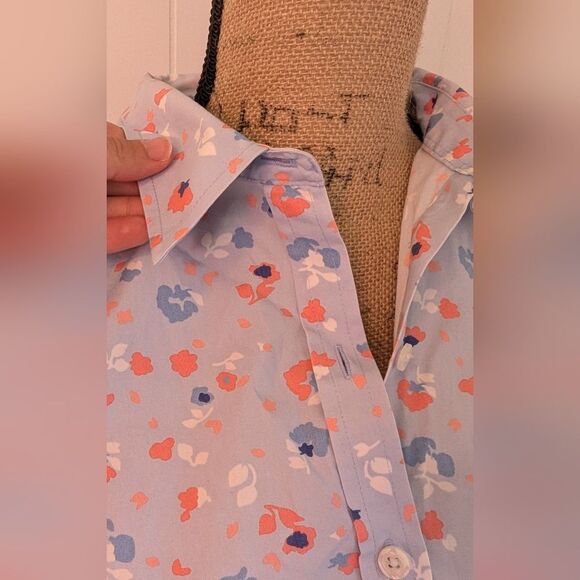 L.L. Bean Light Blue Floral Women's Button Down Shirt - Picture 6 of 7